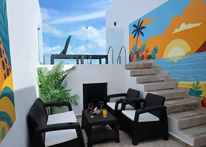 Luxury Penthouse With Ocean Views And Private Pool *